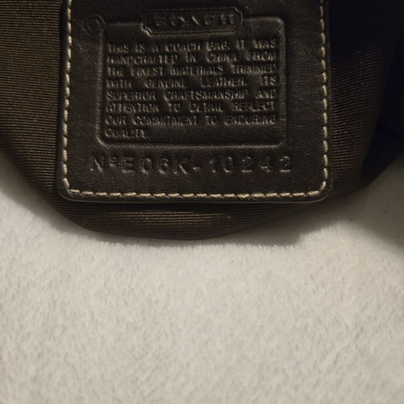 Coach Brown Signature Shoulder Bag With Leather Trim And Matching Card Holder - Picture 13 of 14